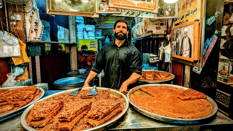 Najaf Bazaar, Najaf, Iraq.jpg
